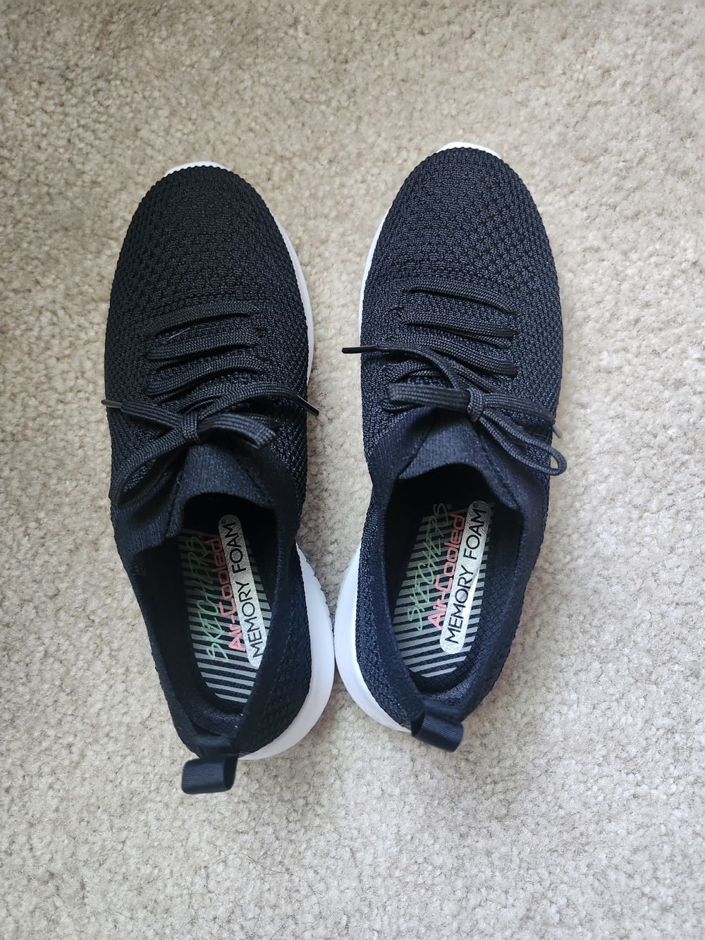 Sketcher Women's Ultra Flex Statement Sneaker 7.5